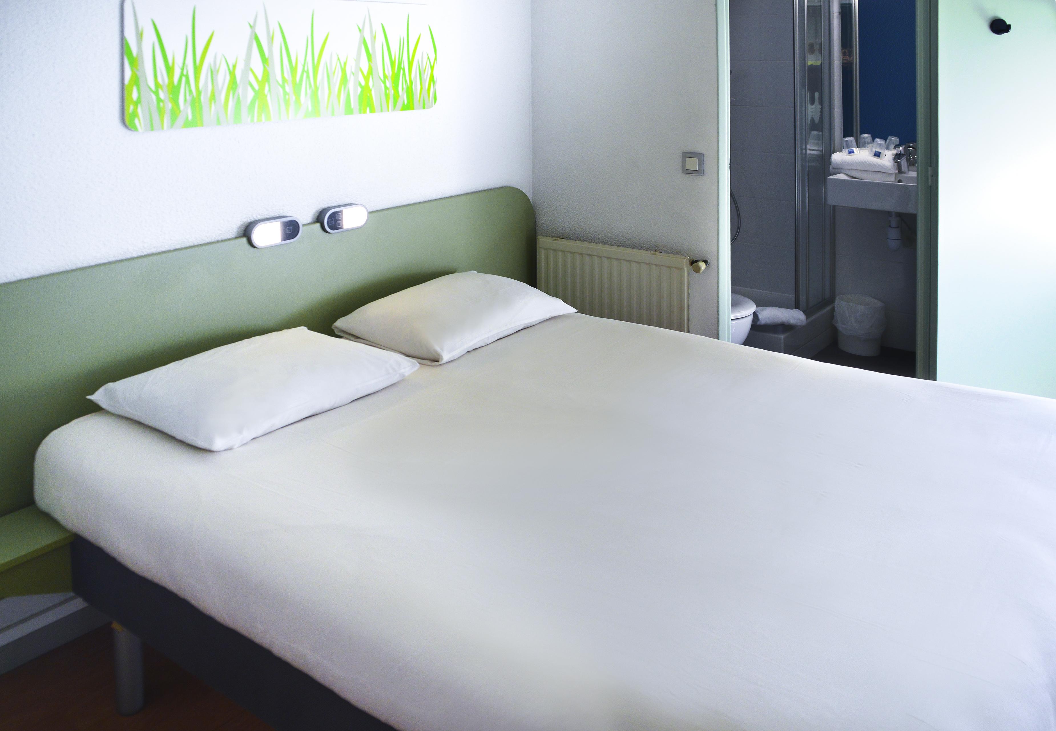 Ibis Budget Ιέρ Εξωτερικό φωτογραφία