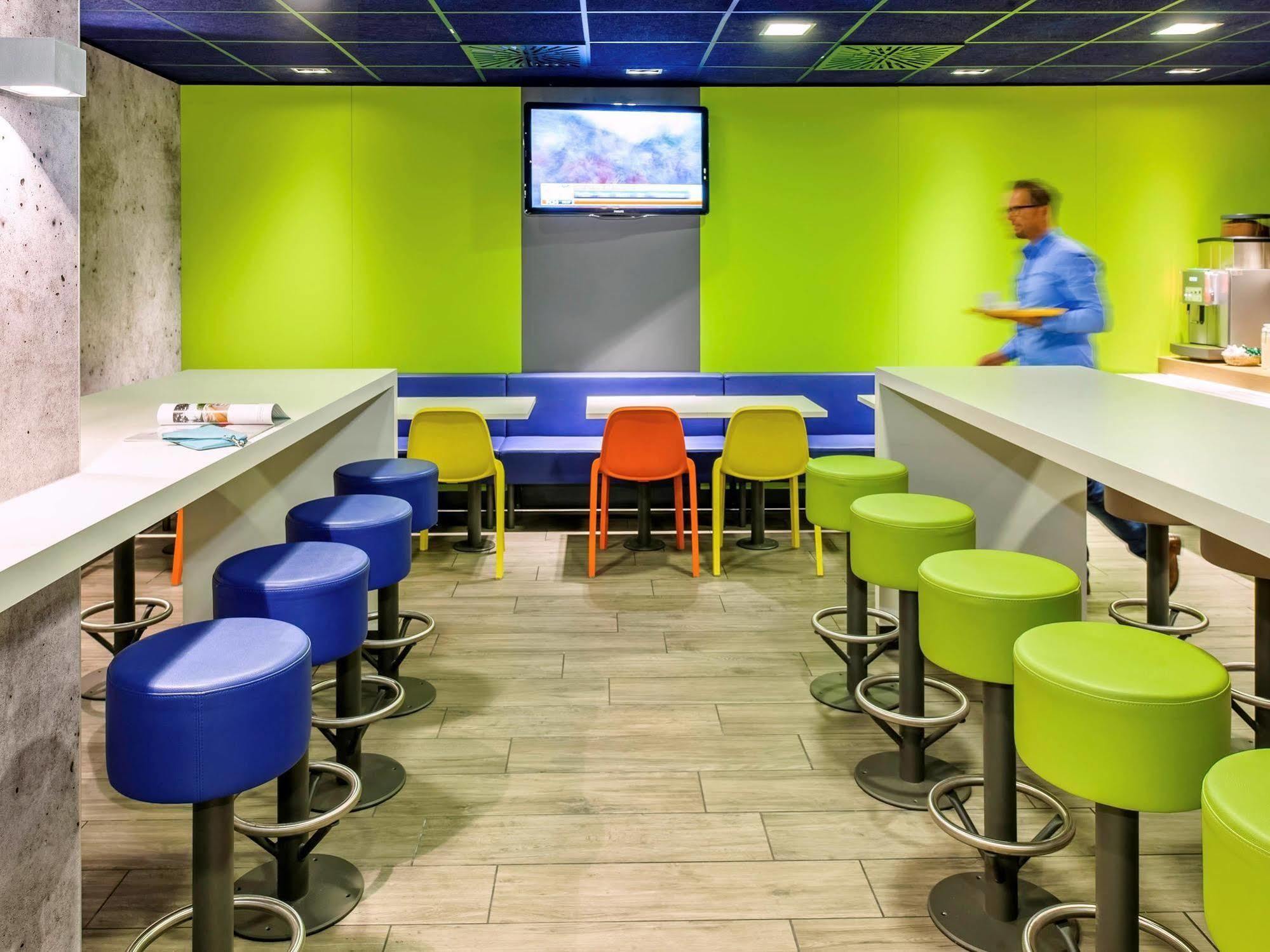 Ibis Budget Ιέρ Εξωτερικό φωτογραφία