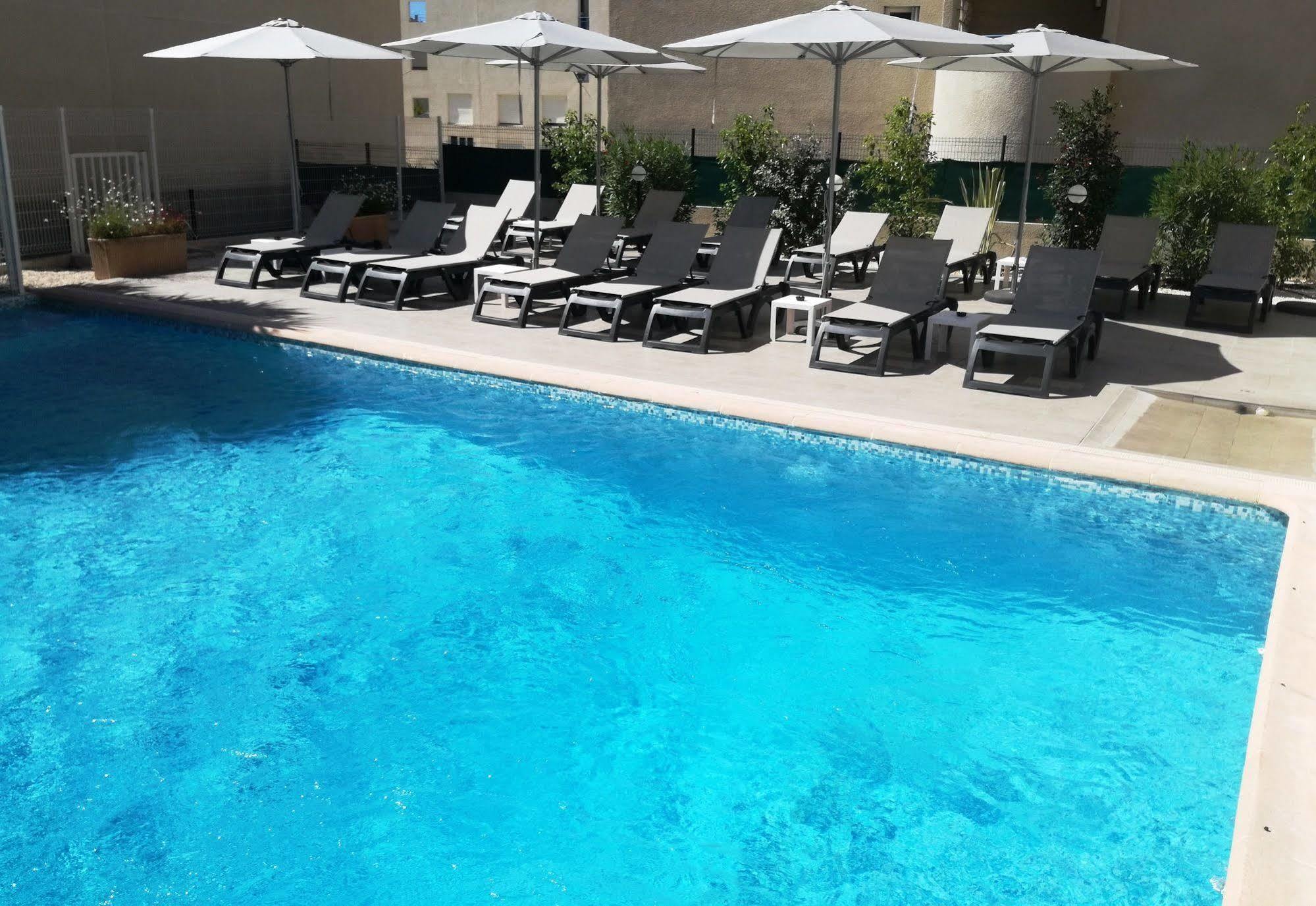 Ibis Budget Ιέρ Εξωτερικό φωτογραφία