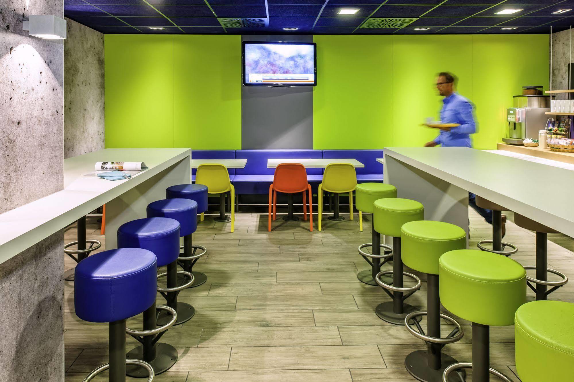 Ibis Budget Ιέρ Εξωτερικό φωτογραφία